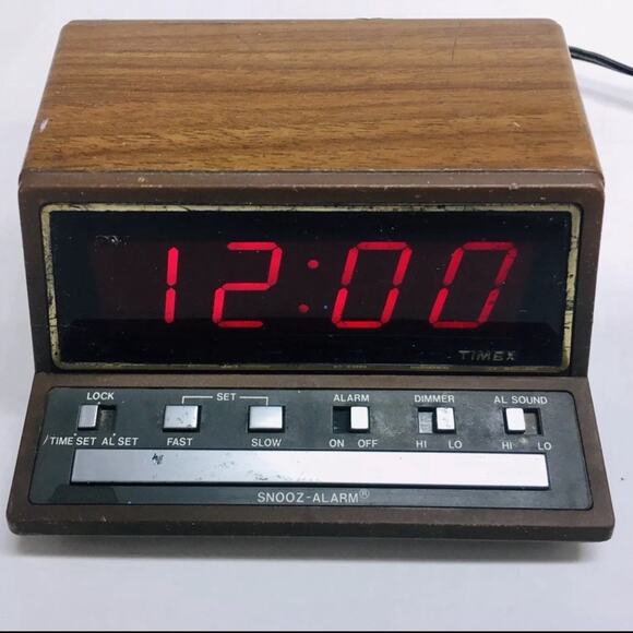 Vintage Timex Clock Company Digital Alarm Clock - Picture 1 of 5